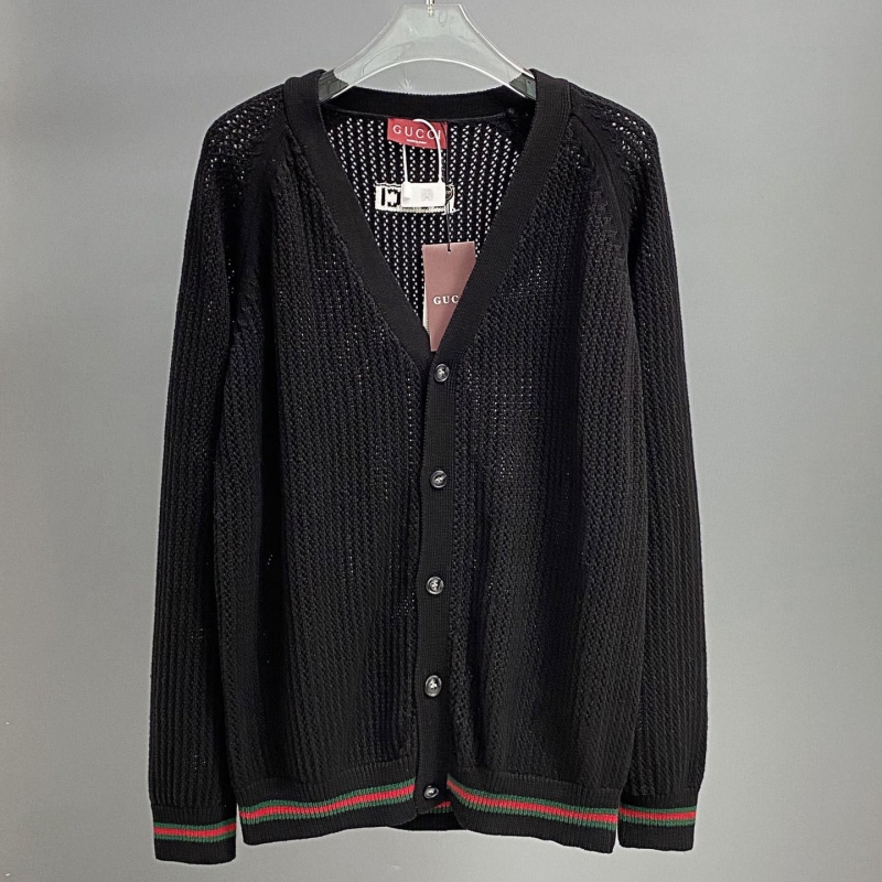 G*u*i coats